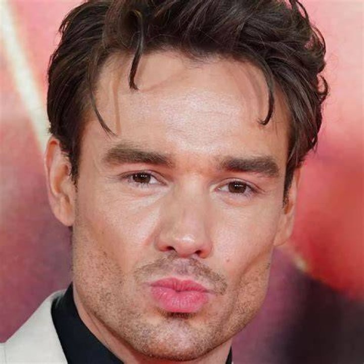 Liam Payne's Eye Color: A Closer Look at the Star's Striking Features