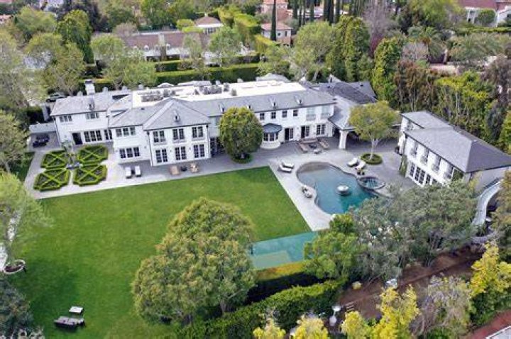Puff Diddy’s Luxurious Abode: The Los Angeles Address Unveiled